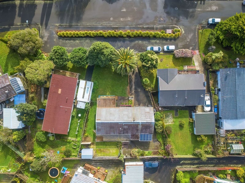 27 Hicks Close, Whitby, Porirua - Carousel 28