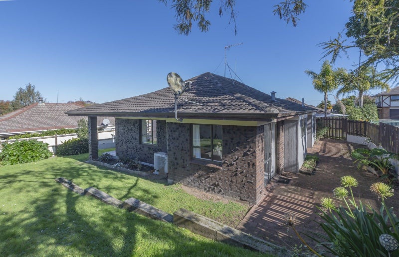 2/40 Gills Avenue, Papakura, Auckland - Carousel 16