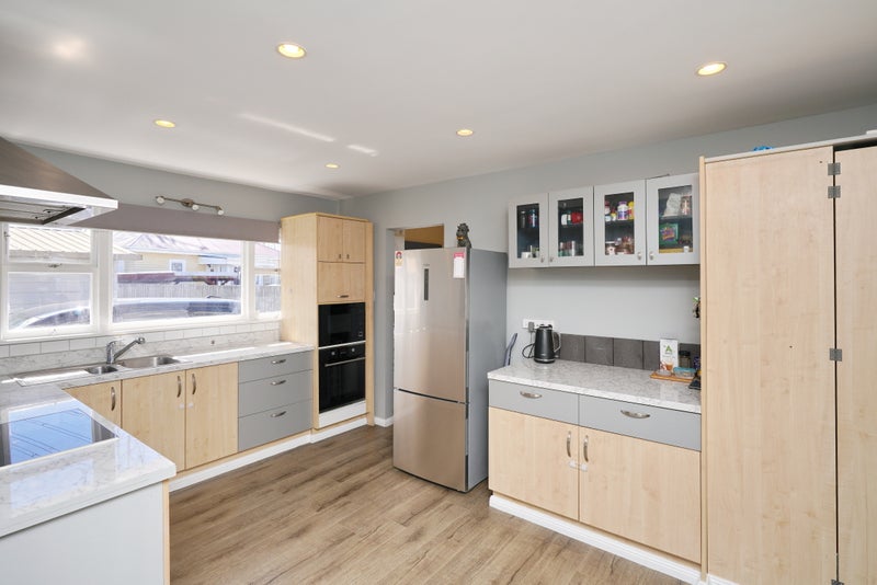 1/40 Roberts Road, Hei Hei, Christchurch - Carousel 1
