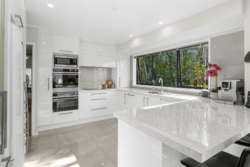 44 Norman Lesser Drive, Saint Johns, Auckland - Carousel 1