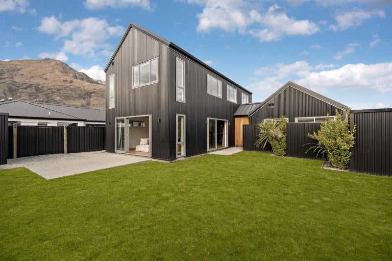 28 Headley Drive, Lower Shotover, Queenstown - Carousel 1