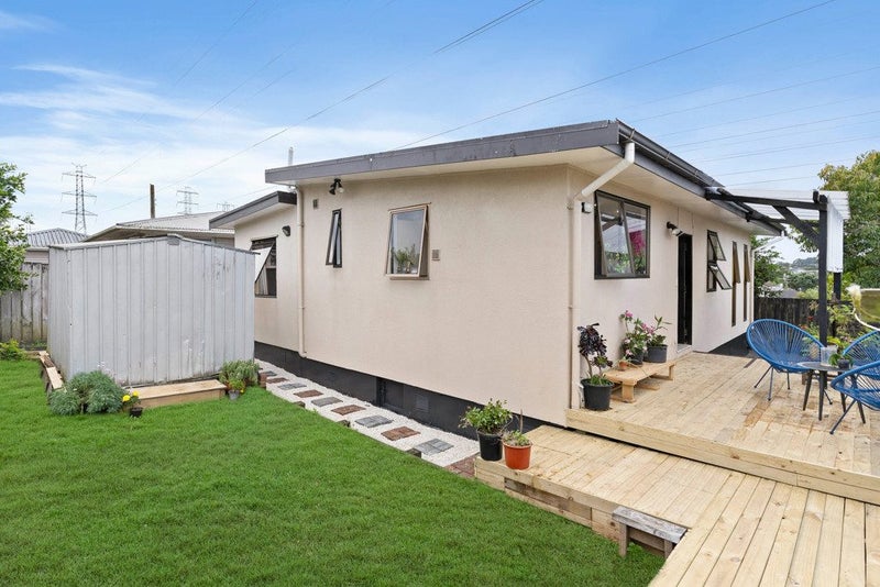 172B Barrack Road, Mount Wellington, Auckland - Carousel 1