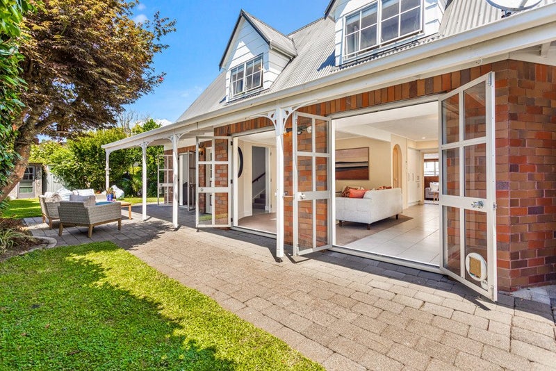 12 Motuora Road, Manly, Whangaparaoa - Carousel 1