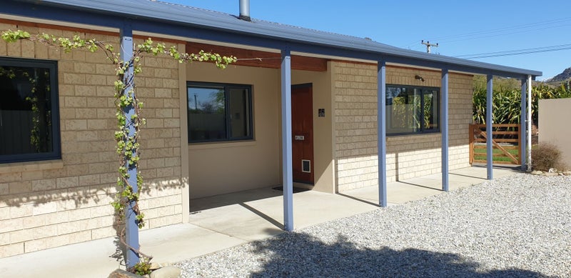 49 Hopkins Street, Luggate, Wānaka - Carousel 1