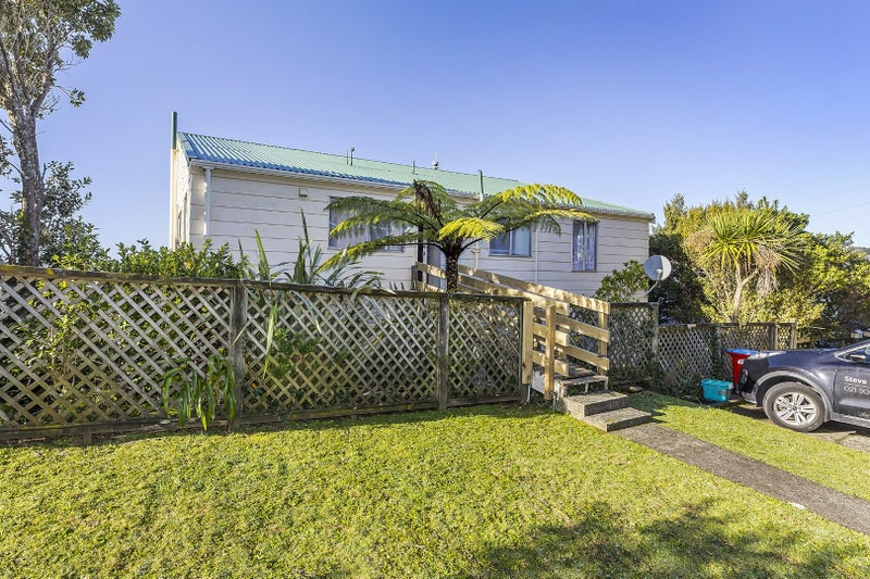 9 Oldham Way, Crofton Downs, Wellington - Carousel 1