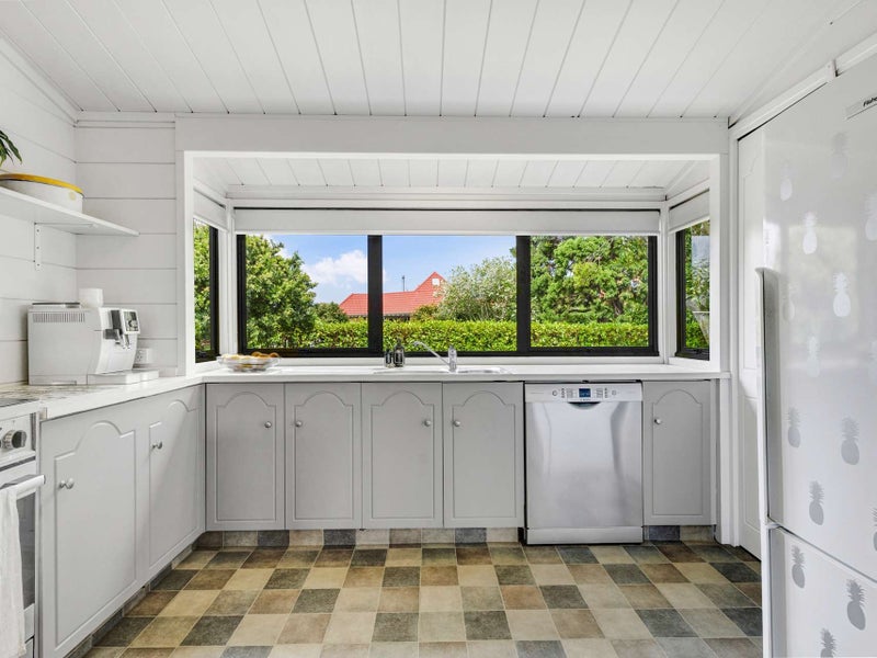 2 Kathleen Street, Parkvale, Hastings - Carousel 2