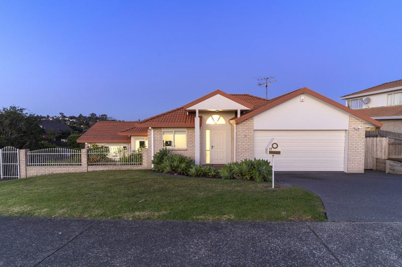 17 Blue Heron Rise, Stanmore Bay, Whangaparaoa - Carousel 1