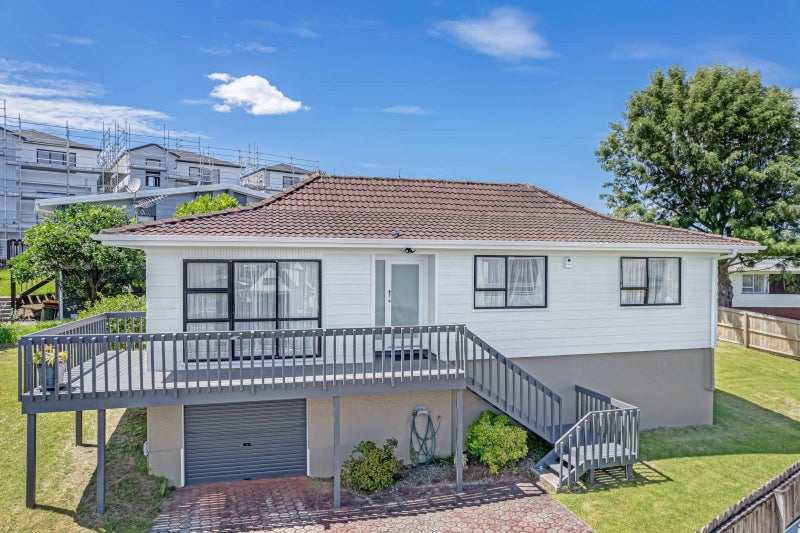 3 Glenshee Place, Highland Park, Auckland - Carousel 1