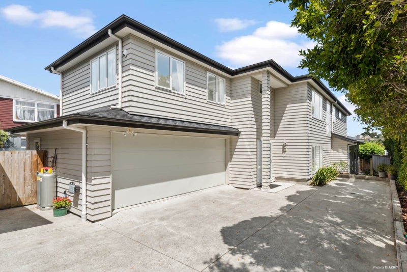 4 Tristram Avenue, Forrest Hill, Auckland - Carousel 2
