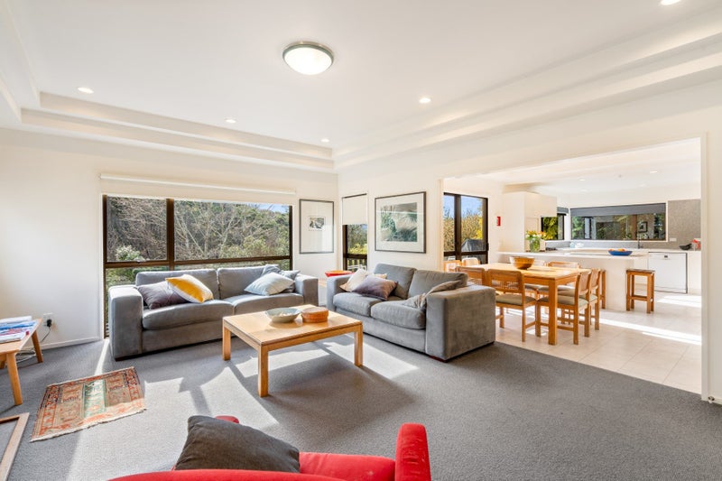 36 Pioneer Crescent, Helensburgh, Dunedin - Carousel 1