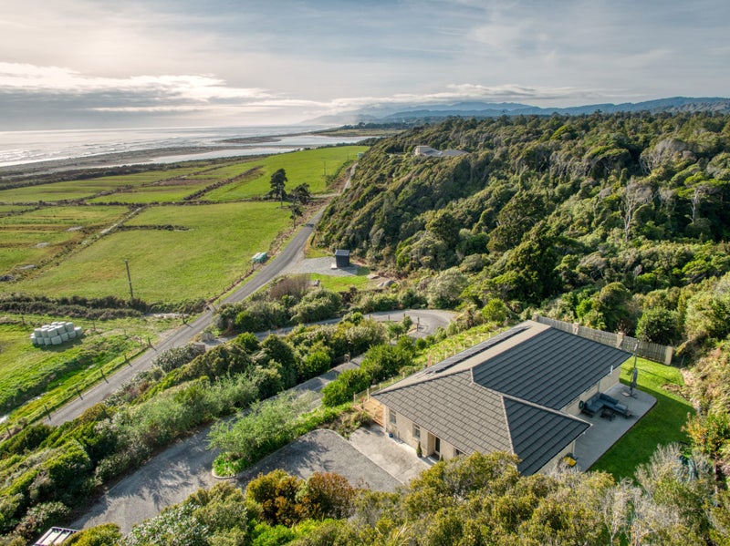 20C Serpentine Road, Kumara Junction, Greymouth - Carousel 2