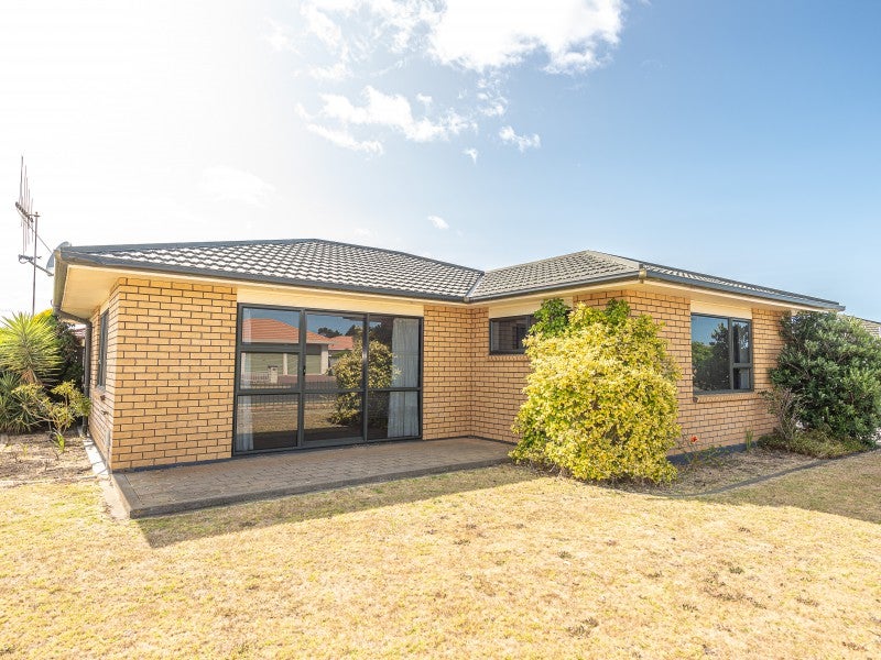 1 Kelsi Street, Tawhero, Whanganui - Carousel 1