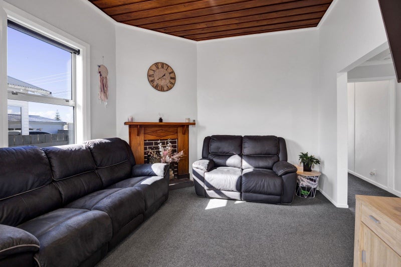 6 Hinau Street, Inglewood, Inglewood - Carousel 2