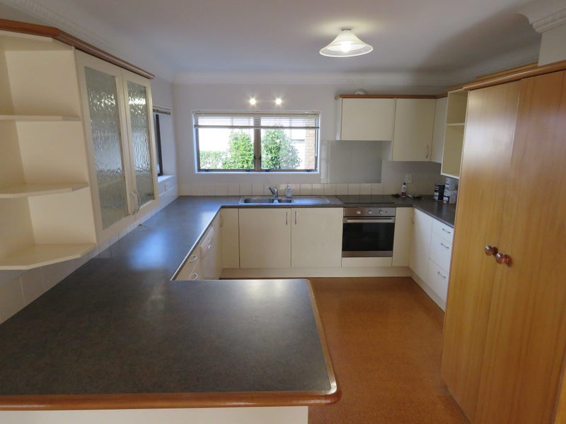 7 Francis Ryan Close, Mount Albert, Auckland - Carousel 2