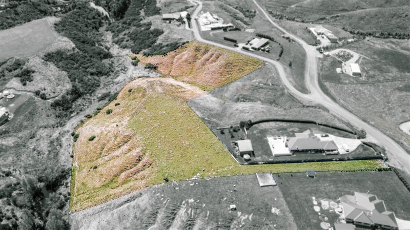 33 Highland View Drive, Tokomaru - Carousel 2