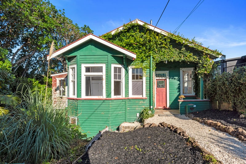 43 Norwood Road, Bayswater, Auckland - Carousel 2