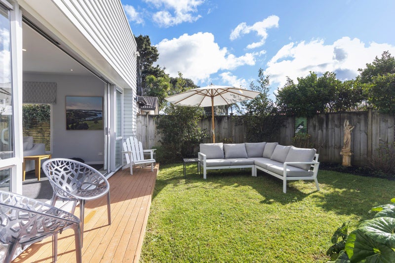 24A Hazelmere Road, Sandringham, Auckland - Carousel 2