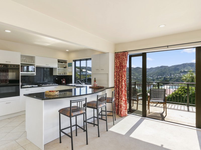 7 Te Kainga Way, Khandallah, Wellington - Carousel 2