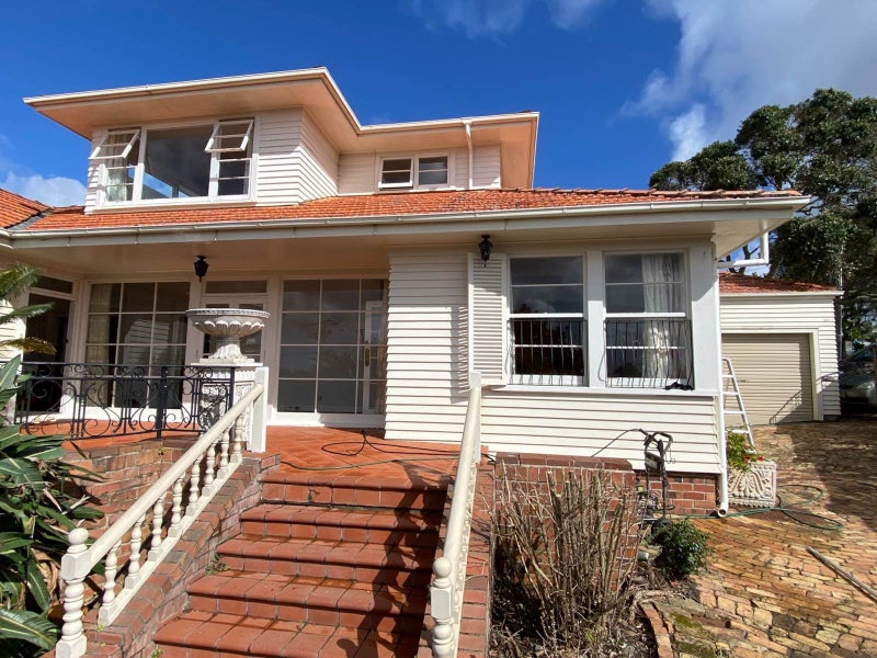107 Aberdeen Road, Castor Bay, Auckland - Carousel 2