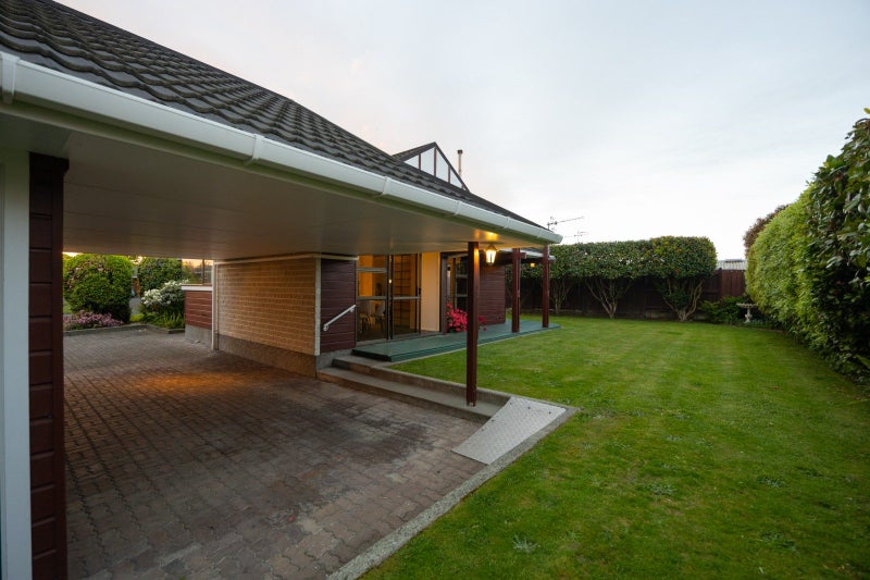 20 Caulfield Place, Awapuni, Palmerston North - Carousel 17