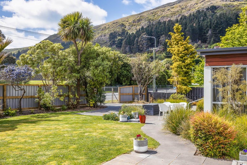 1/3 Sumnervale Drive, Sumner, Christchurch - Carousel 13