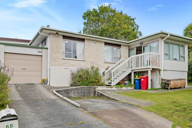 2/6 Philson Terrace, Browns Bay, Auckland - Carousel 2