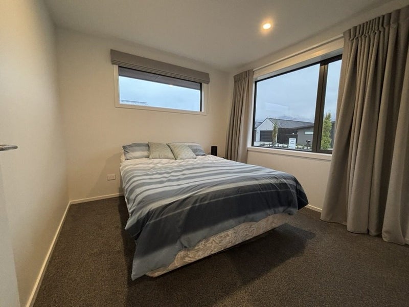 8 Dunn Street, LAKE HAWEA - Carousel 19