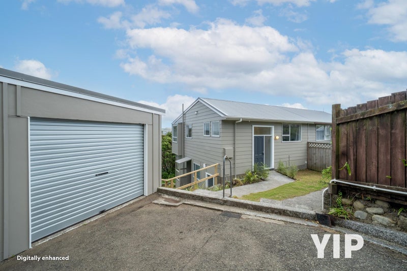 29A Chetwode Grove, Newlands, Wellington - Carousel 2