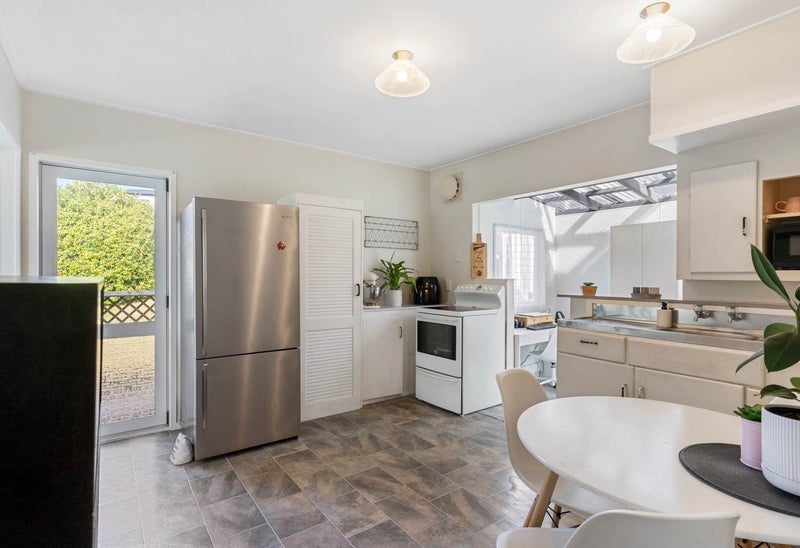 1/54 Nelson Street, Howick, Auckland - Carousel 2