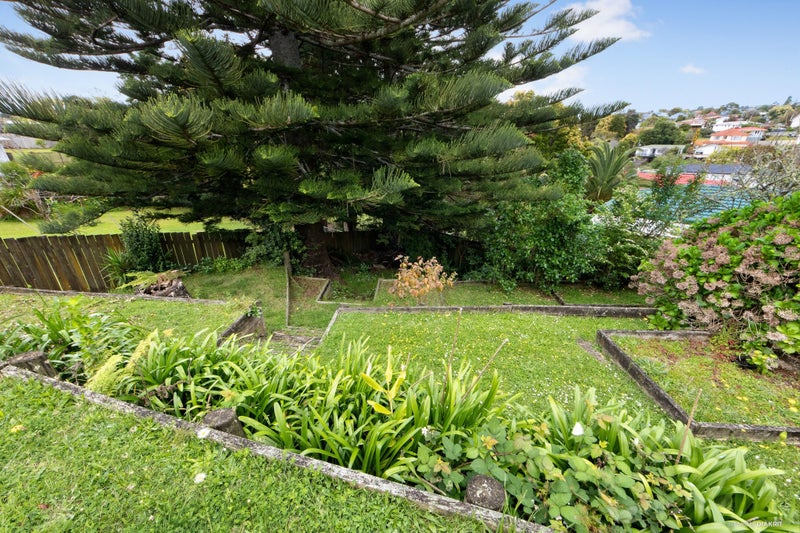 40 Mary Dreaver Street, New Windsor, Auckland - Carousel 16