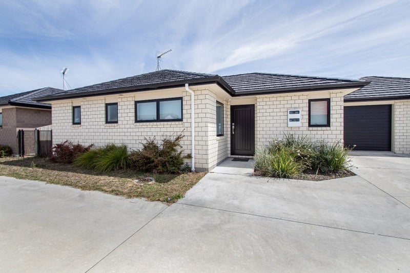 2/9 Heath Street, St Andrews, Hamilton - Carousel 16