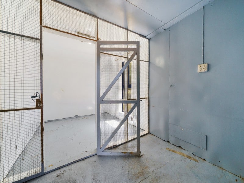 281 Takapu Road, Takapu Valley, Wellington - Carousel 20