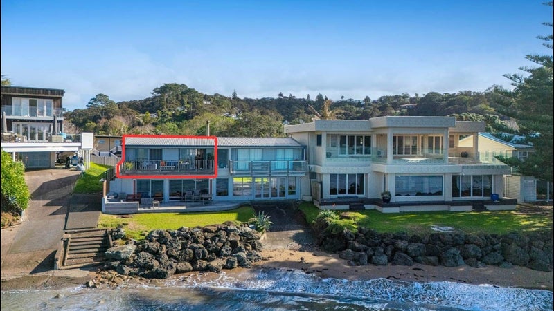 5/4 Arkles Strand, Arkles Bay, Whangaparaoa - Carousel 1
