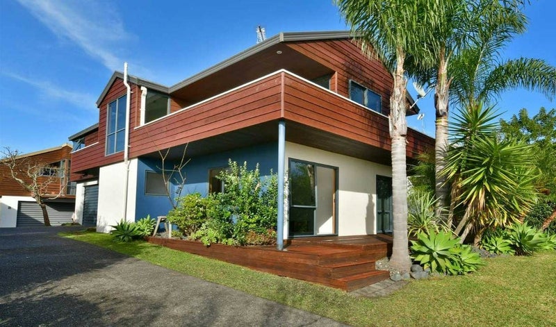 7A Elgin Place, Red Beach, Whangaparāoa - Carousel 1