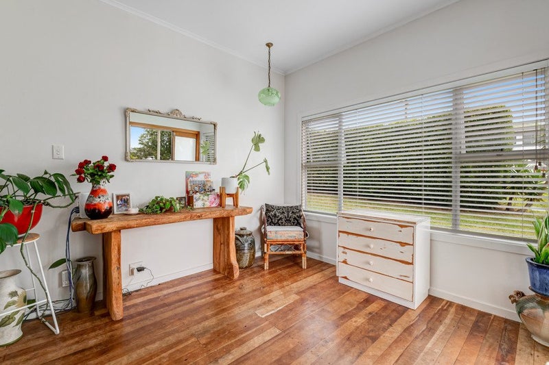 1031 Whangaparaoa Road, Tindalls Beach, Whangaparaoa - Carousel 23
