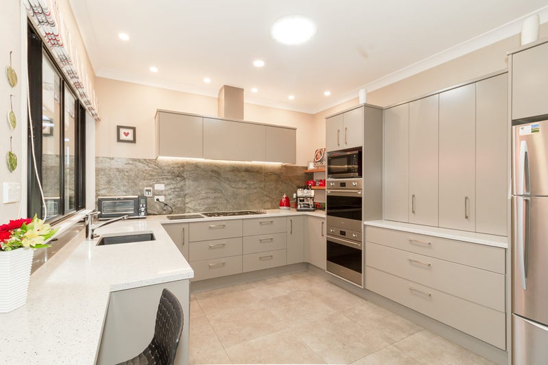 11 Rutland Place, Taradale, Napier - Carousel 2