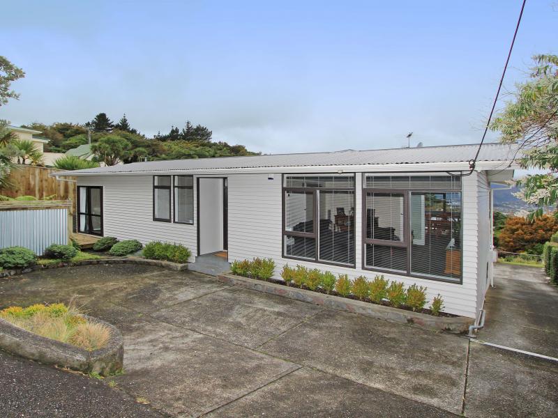3 Pokohiwi Road, Normandale, Lower Hutt - Carousel 20