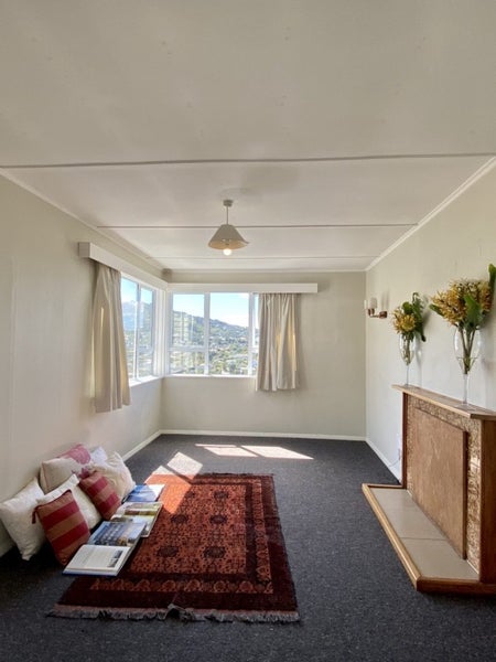 8 Punjab Street, Khandallah, Wellington - Carousel 2