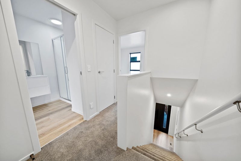 4/91 Oxford Terrace, Epuni, Lower Hutt - Carousel 19