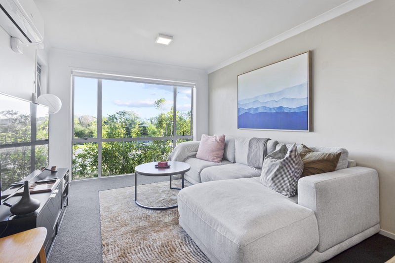 1B/15 Minnie Street, Eden Terrace, Auckland - Carousel 1