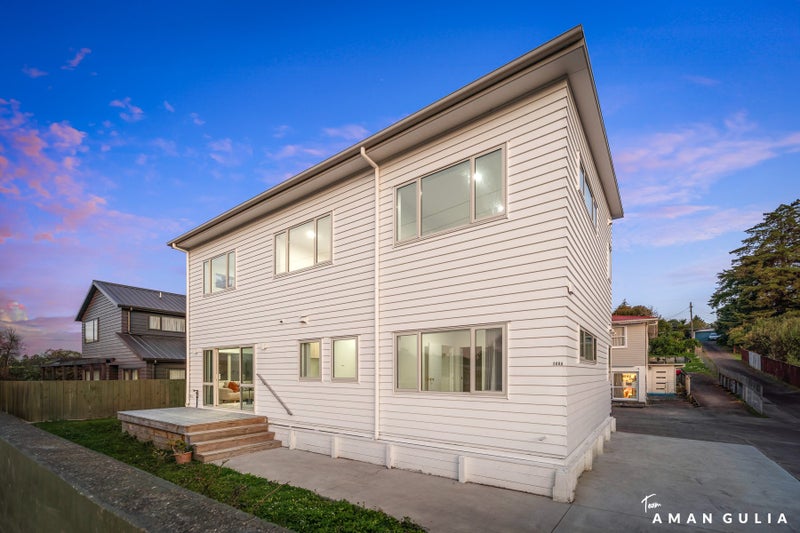 208A Henderson Valley Road, Henderson, Auckland - Carousel 1