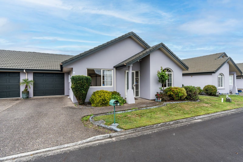 27/16 Rototuna Road, Flagstaff, Hamilton - Carousel 2