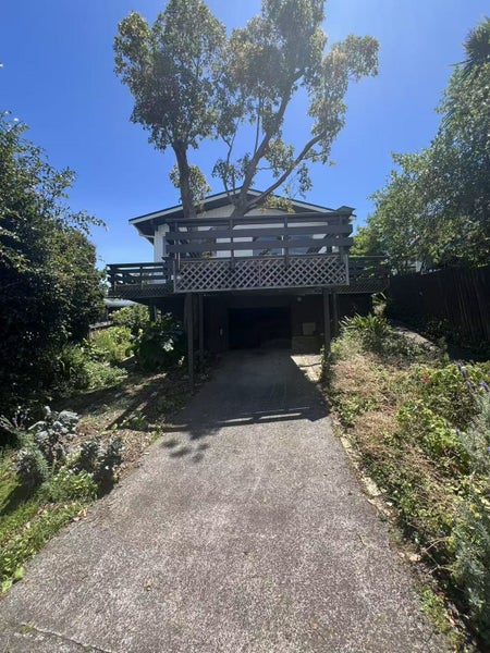 7 Tisdall Crescent, Saint Johns, Auckland - Carousel 8