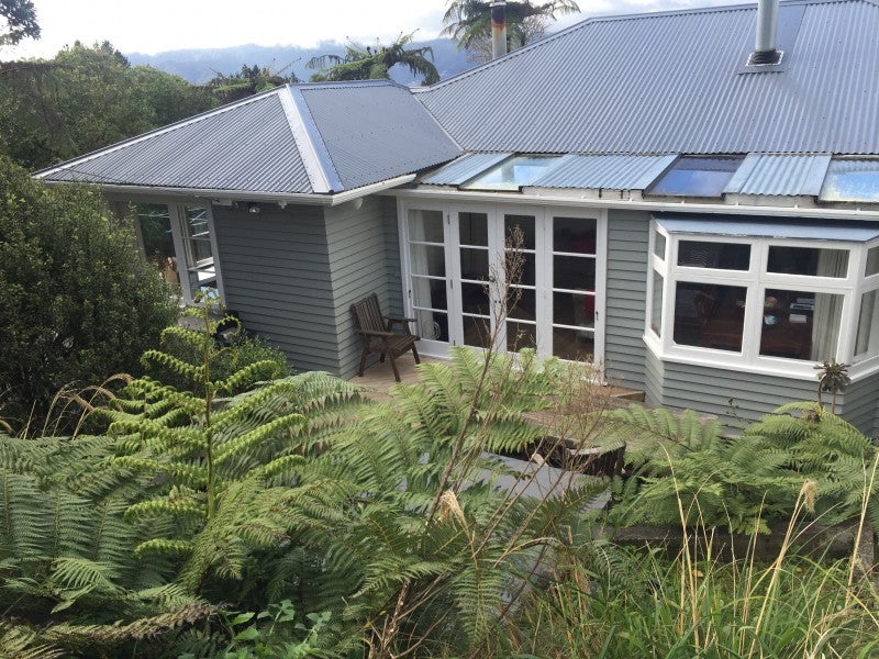 178 Normandale Road, Normandale, Lower Hutt - Carousel 1