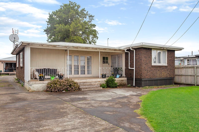 1/3 Station Road, Takanini, Auckland - Carousel 1