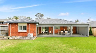 18 Sean Fitzpatrick Place, Papatoetoe, Auckland - Carousel 1