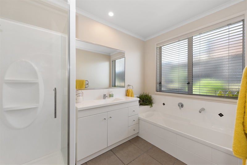 101 Borman Road, Huntington, Hamilton - Carousel 1