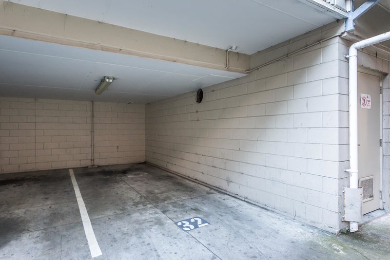 A5/13 Palm Grove, Berhampore, Wellington - Carousel 8