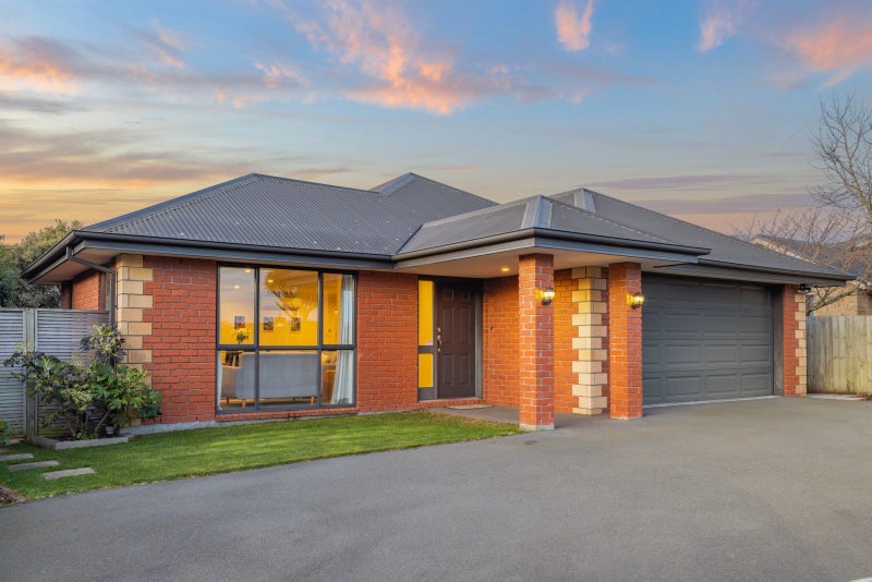 15 Hideaway Gate, Parklands, Christchurch - Carousel 23