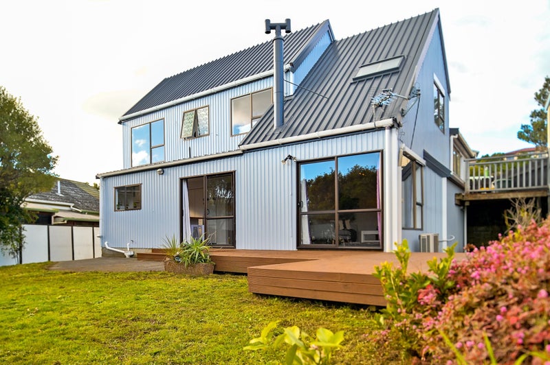 10 Guadeloupe Crescent, Grenada Village, Wellington - Carousel 2